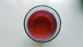 草莓冰淇淋步骤3