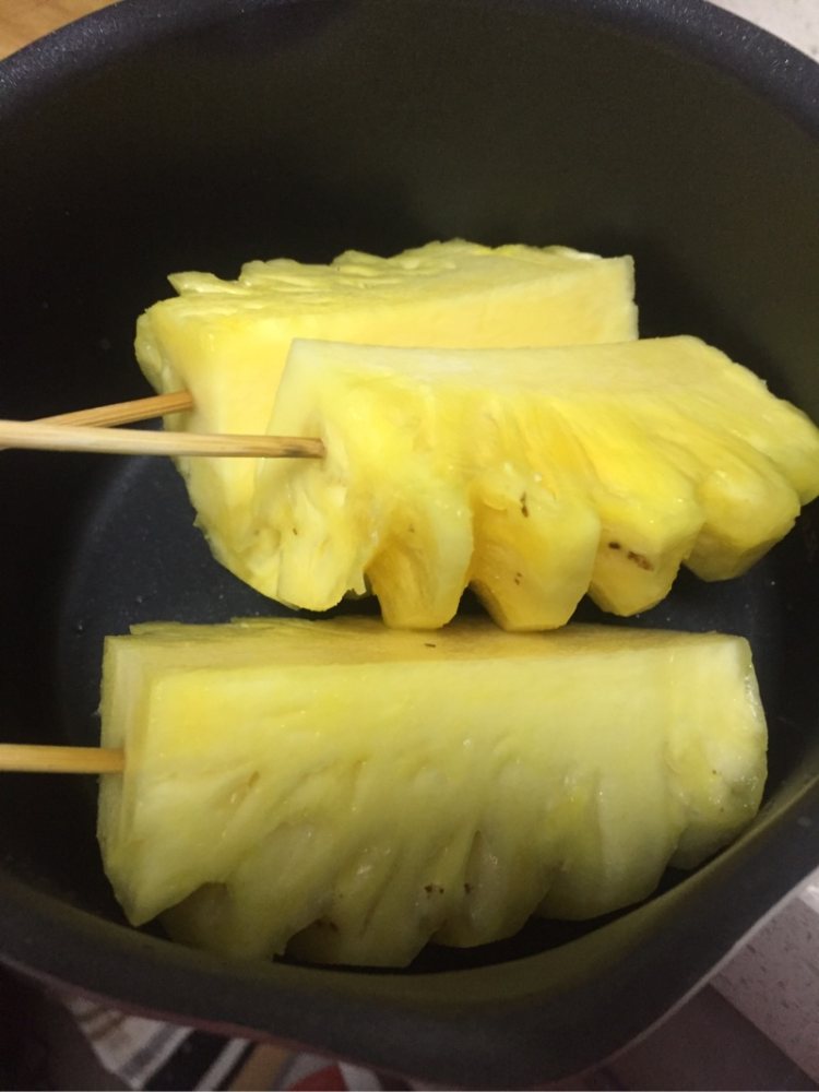 椰香菠萝冰糕步骤1