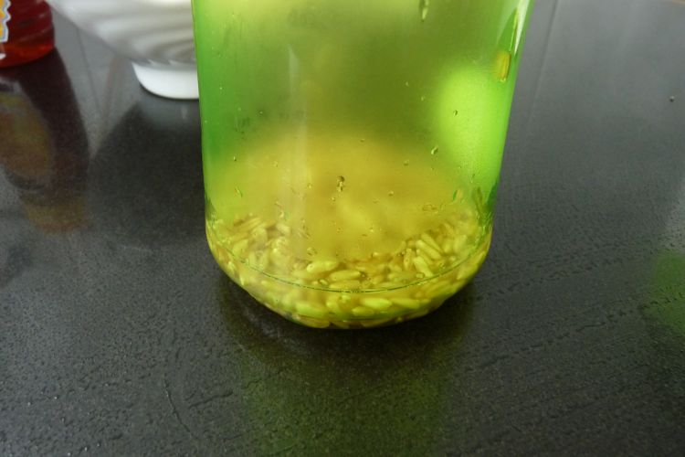 燕麦山楂奶昔步骤4