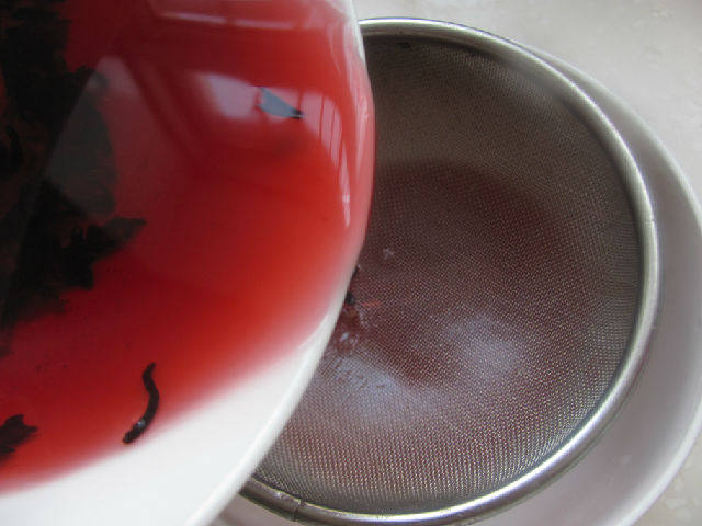 朗姆花茶果冻步骤5