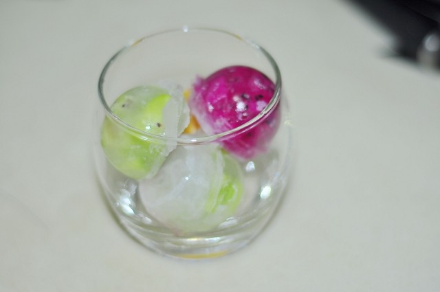 缤纷水果雪球气泡饮步骤7