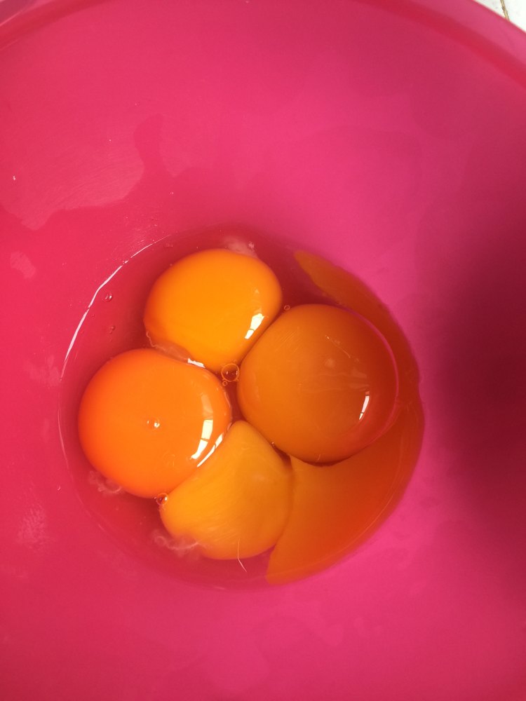 火龙果冰激凌步骤1