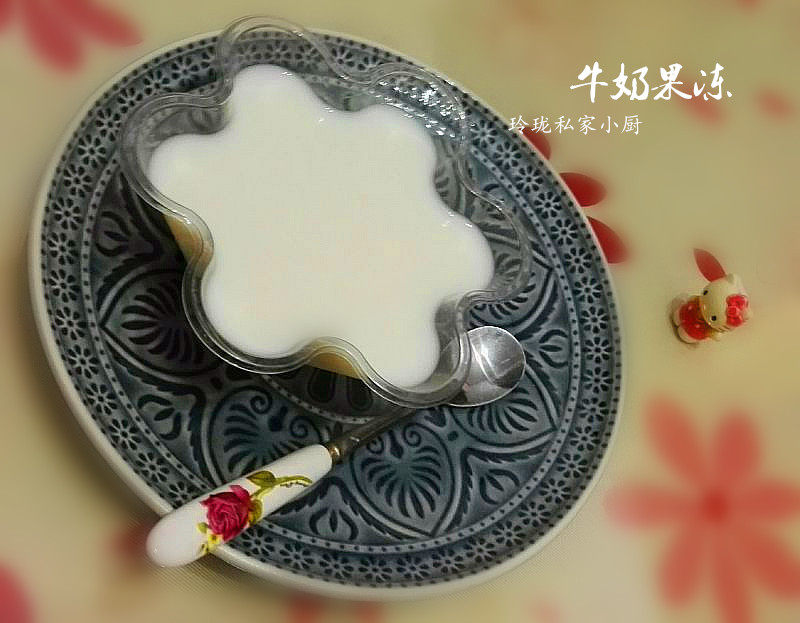 牛奶果冻步骤8