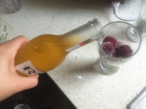 冰镇杨梅鸡尾酒步骤11
