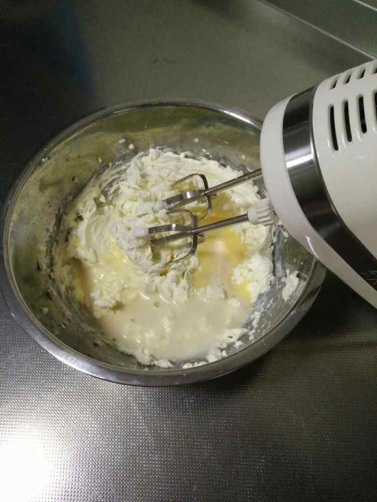 提拉米苏冰激凌步骤7