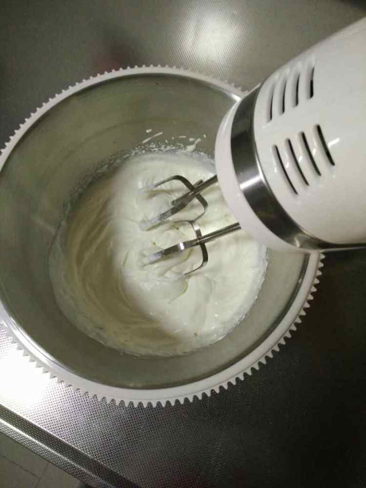 提拉米苏冰激凌步骤9