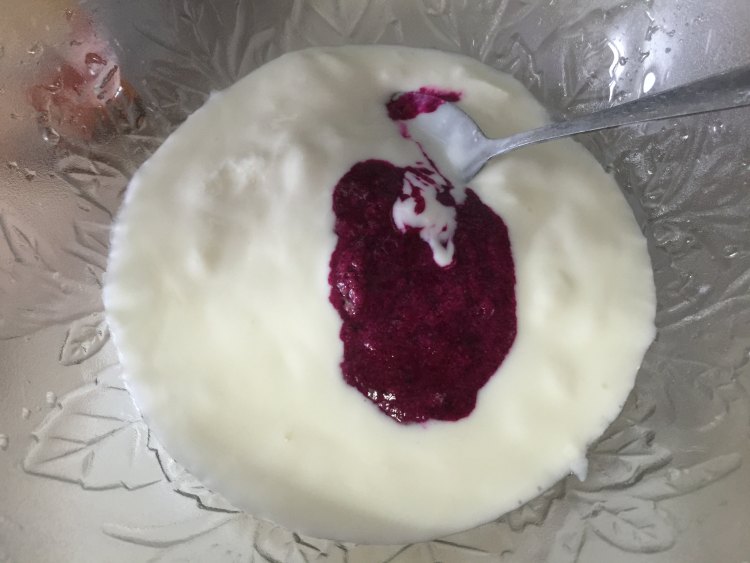 火龙果酸奶雪糕步骤8