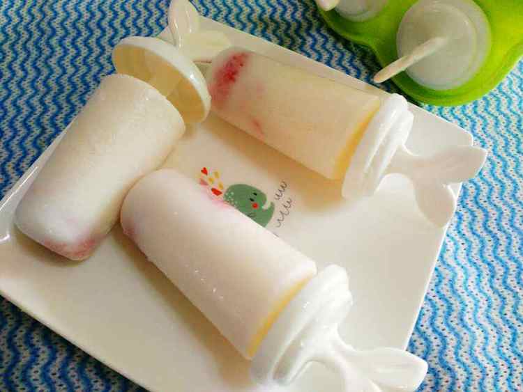西瓜鲜奶冰棍步骤7