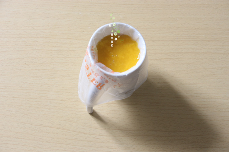 芒果酸奶爪爪冰步骤6
