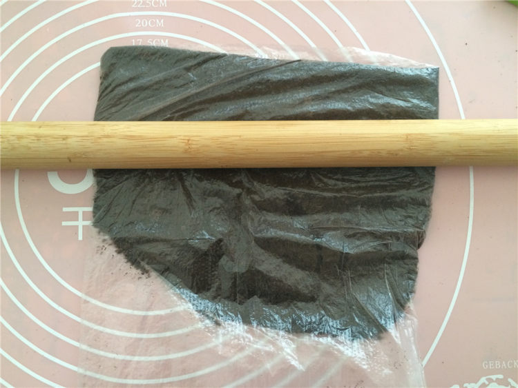 麦旋风冰激凌#妙搭新步骤5