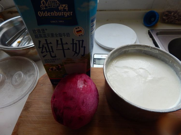 火龙果冰淇淋步骤1