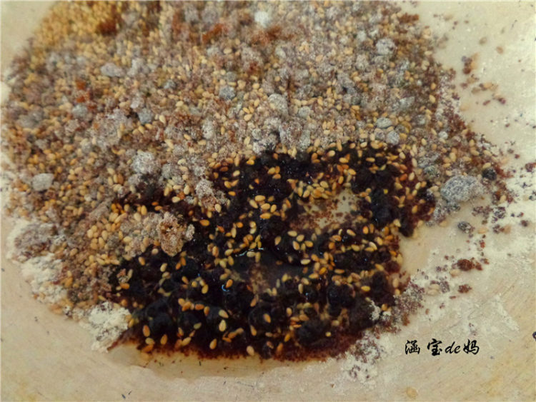 芝麻红糖酥步骤6