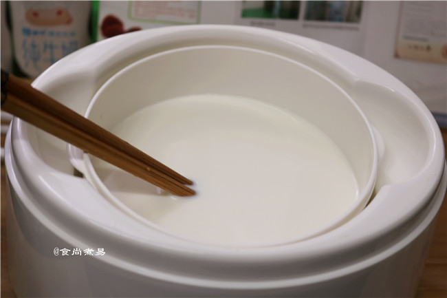 酸奶葡萄干冰棒步骤5