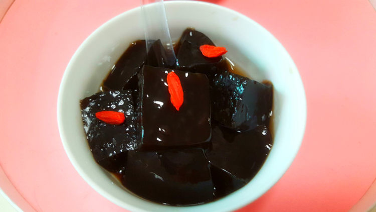 冰爽黑凉粉步骤9