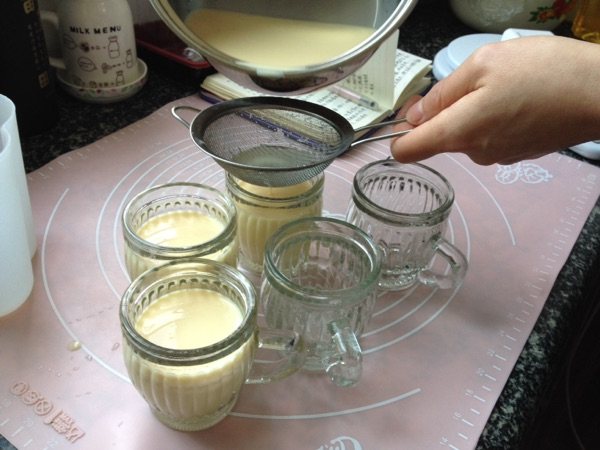 焦糖炼乳布丁步骤12