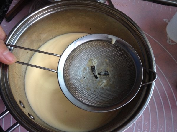 焦糖炼乳布丁步骤11