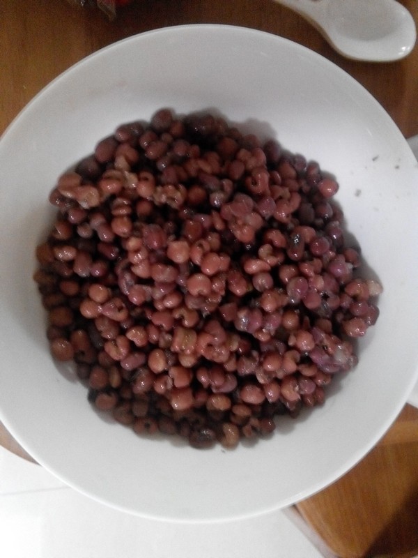 红豆酸奶冰棒步骤1