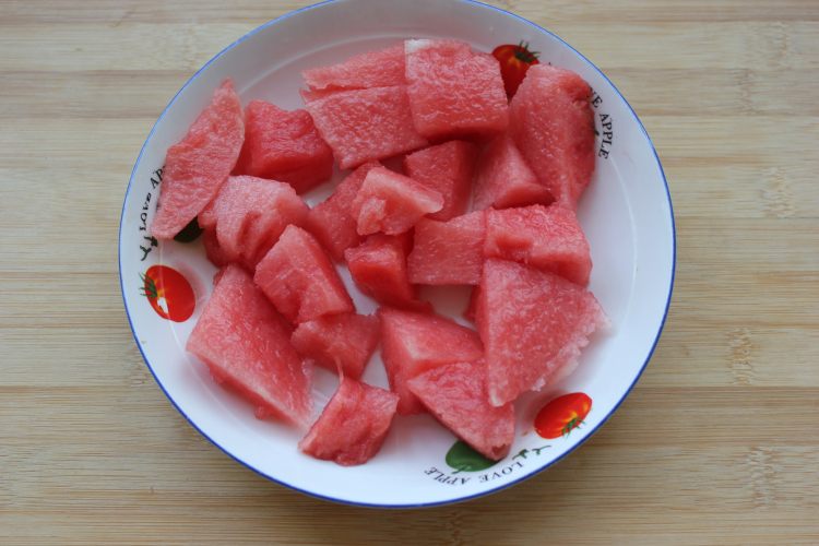 奶油西瓜沙冰步骤2