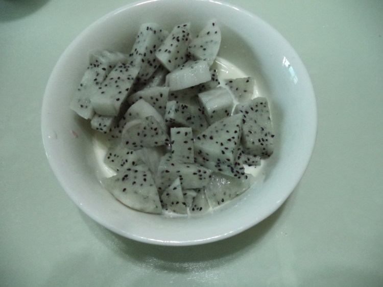 牛奶火龙果冰格步骤6