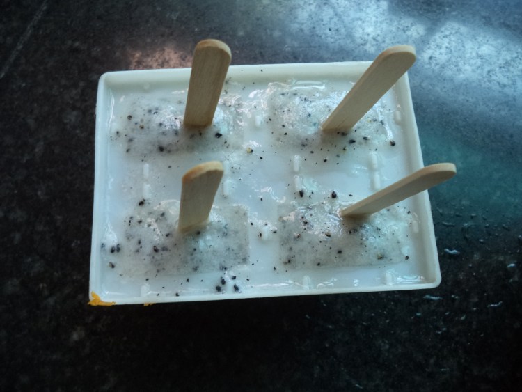 火龙果牛奶冰步骤11