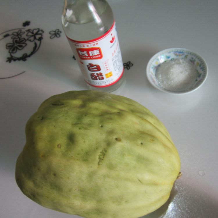 糖醋香瓜步骤1
