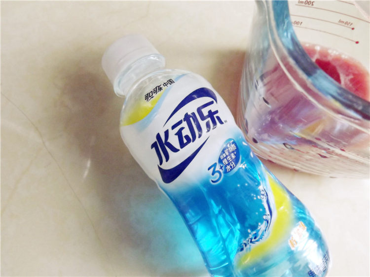 葡萄柠檬汽水冰棒步骤2