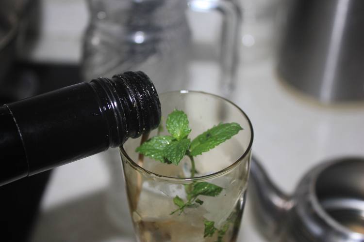 薄荷百利甜酒步骤6