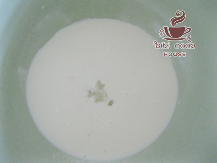 菠萝酸奶彩虹冰淇淋步骤5
