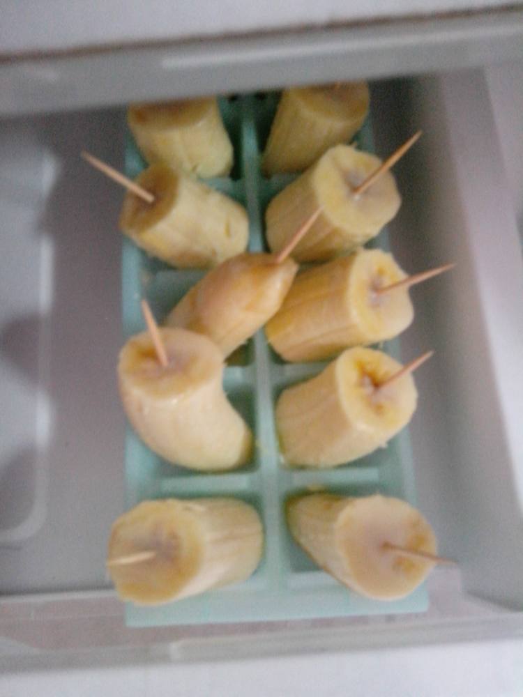 奶味香蕉冰糕步骤6