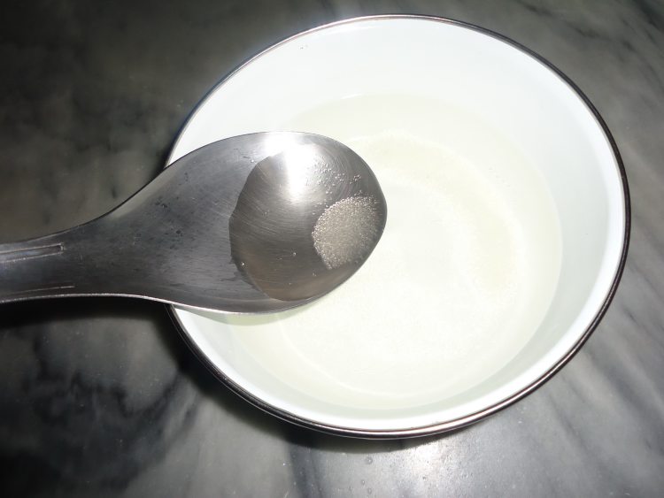 酸奶樱桃冰棍步骤3