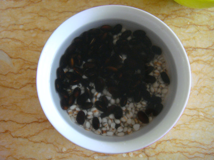 莲子薏米棒冰步骤2