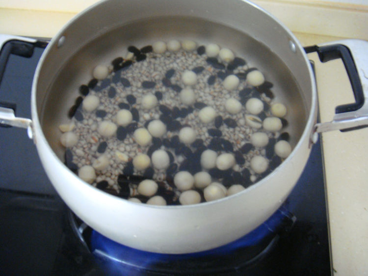 莲子薏米棒冰步骤3