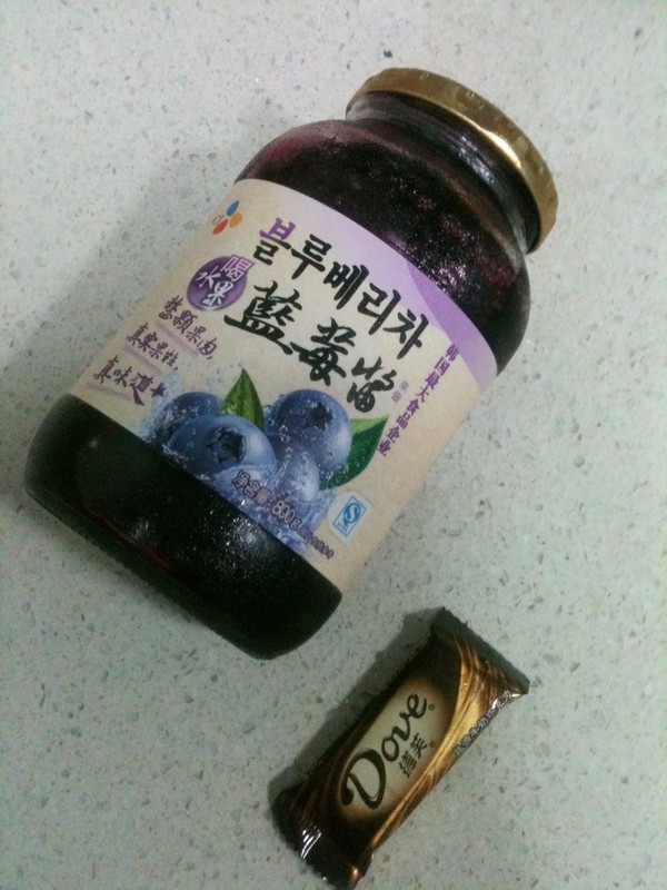 巧克力蓝莓棒冰步骤1