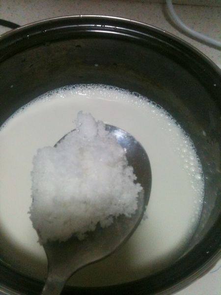 百利甜酒冰淇淋步骤2