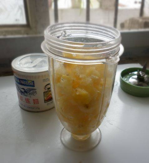 菠萝水果冰步骤6