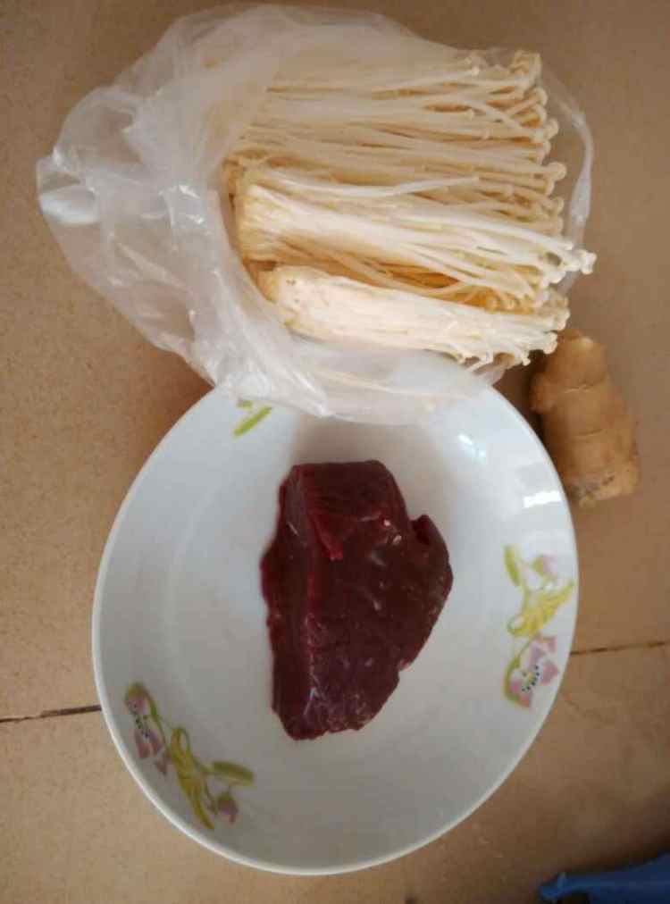 金针菇牛肉卷步骤1