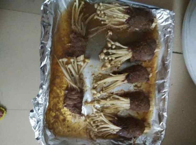 金针菇牛肉卷步骤9