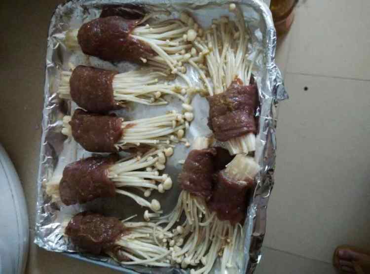 金针菇牛肉卷步骤8
