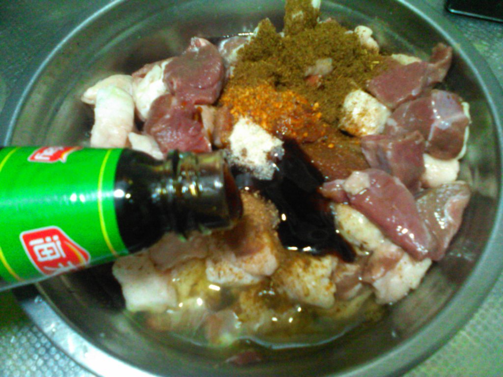 羊肉串（野炊木炭烤）步骤6