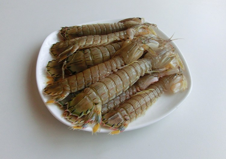 香辣皮皮虾步骤1