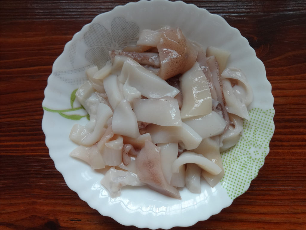 烤鱿鱼串步骤2