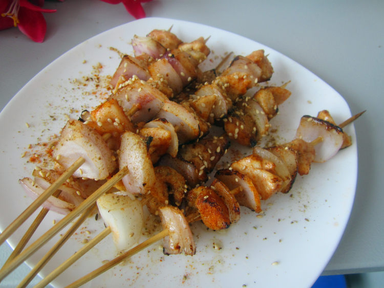 香烤洋葱鸡肉串步骤8