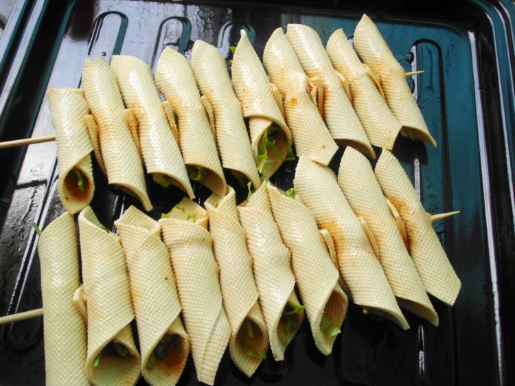 酱烤蔬菜卷步骤6