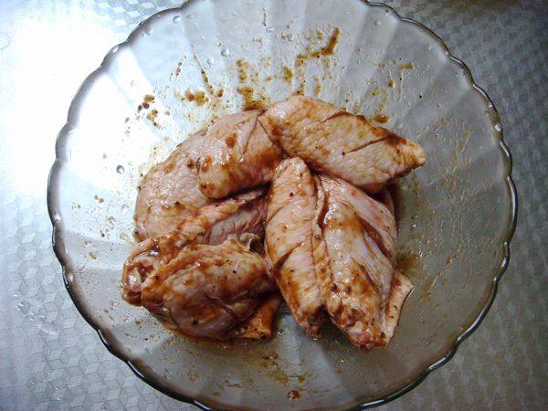 黑椒烤鸡翅步骤4