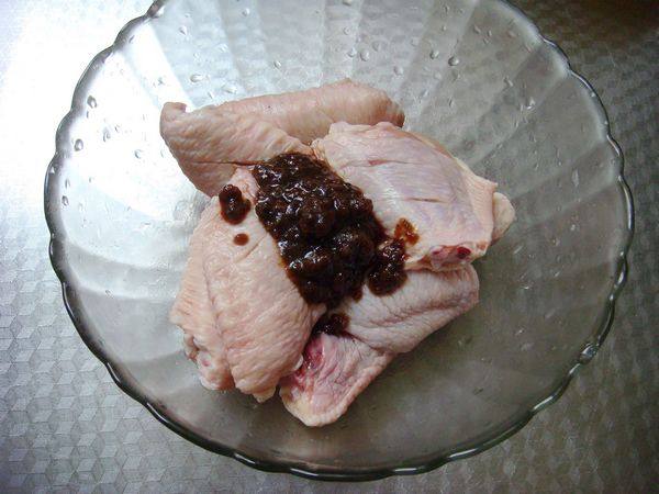 黑椒烤鸡翅步骤3