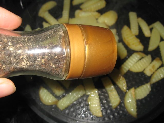 黑椒土豆条步骤6