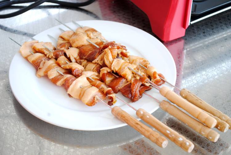 香烤五花肉串步骤3
