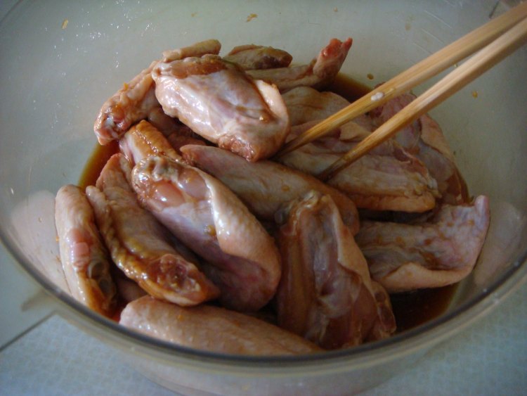 自制酱料烤鸡翅步骤5