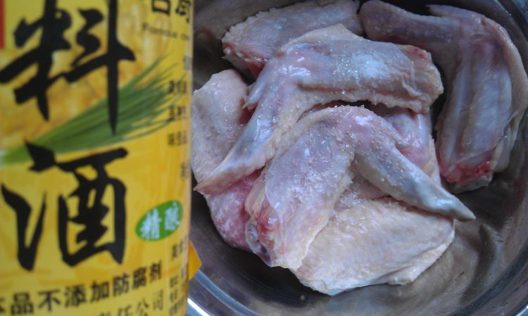 金不换烤辣鸡翅步骤4