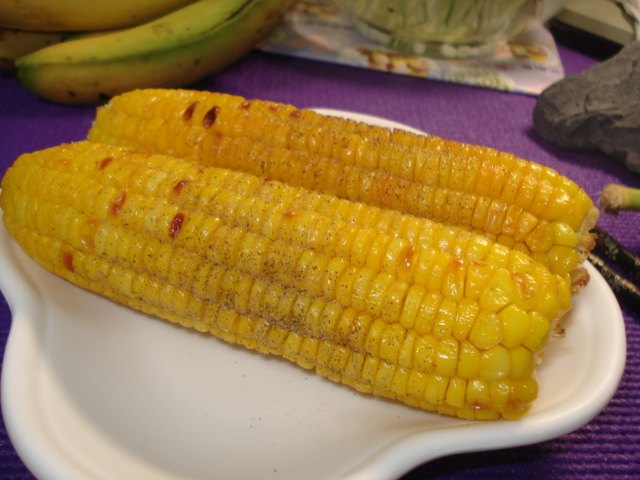 孜然黑椒烤玉米步骤8